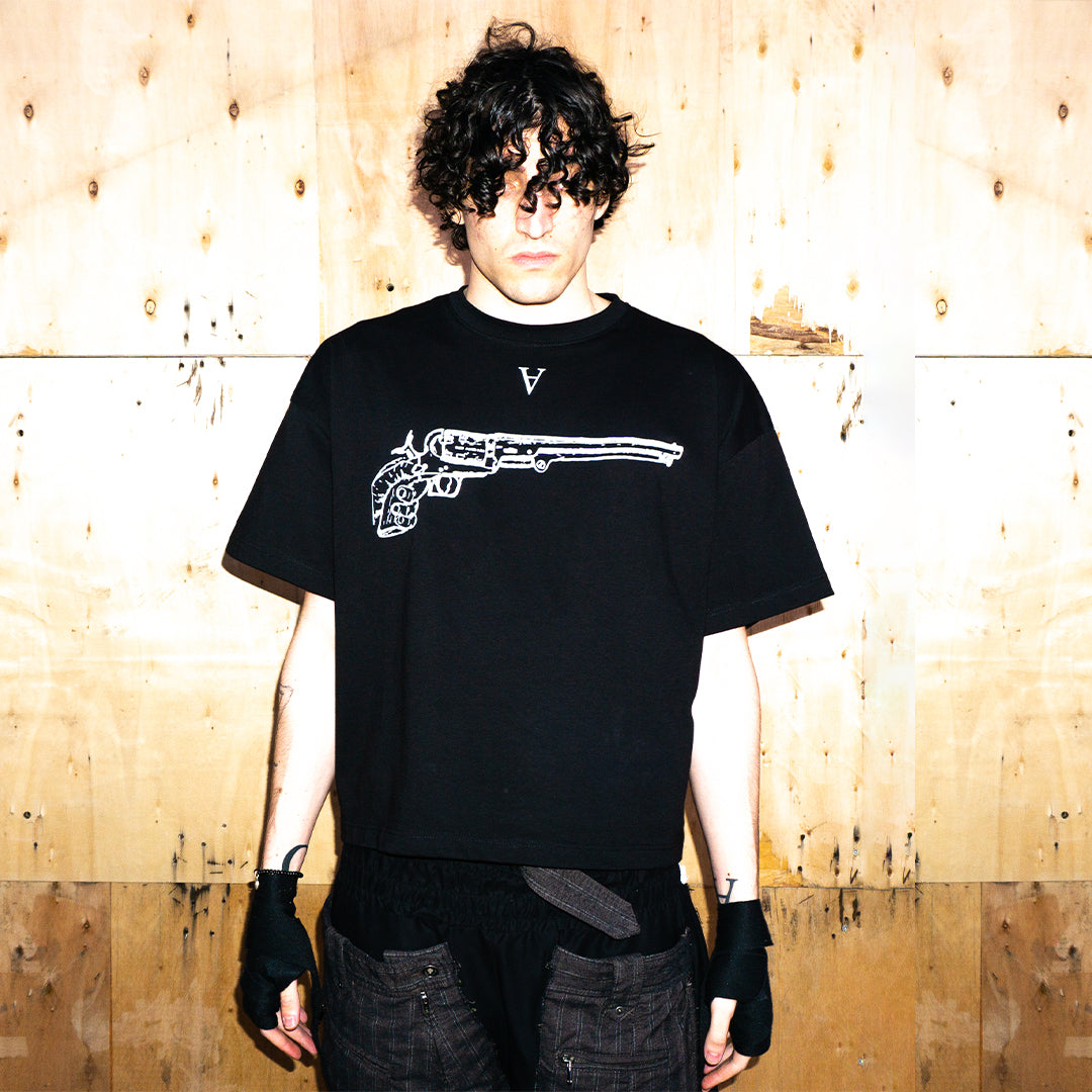 GUN TEE
