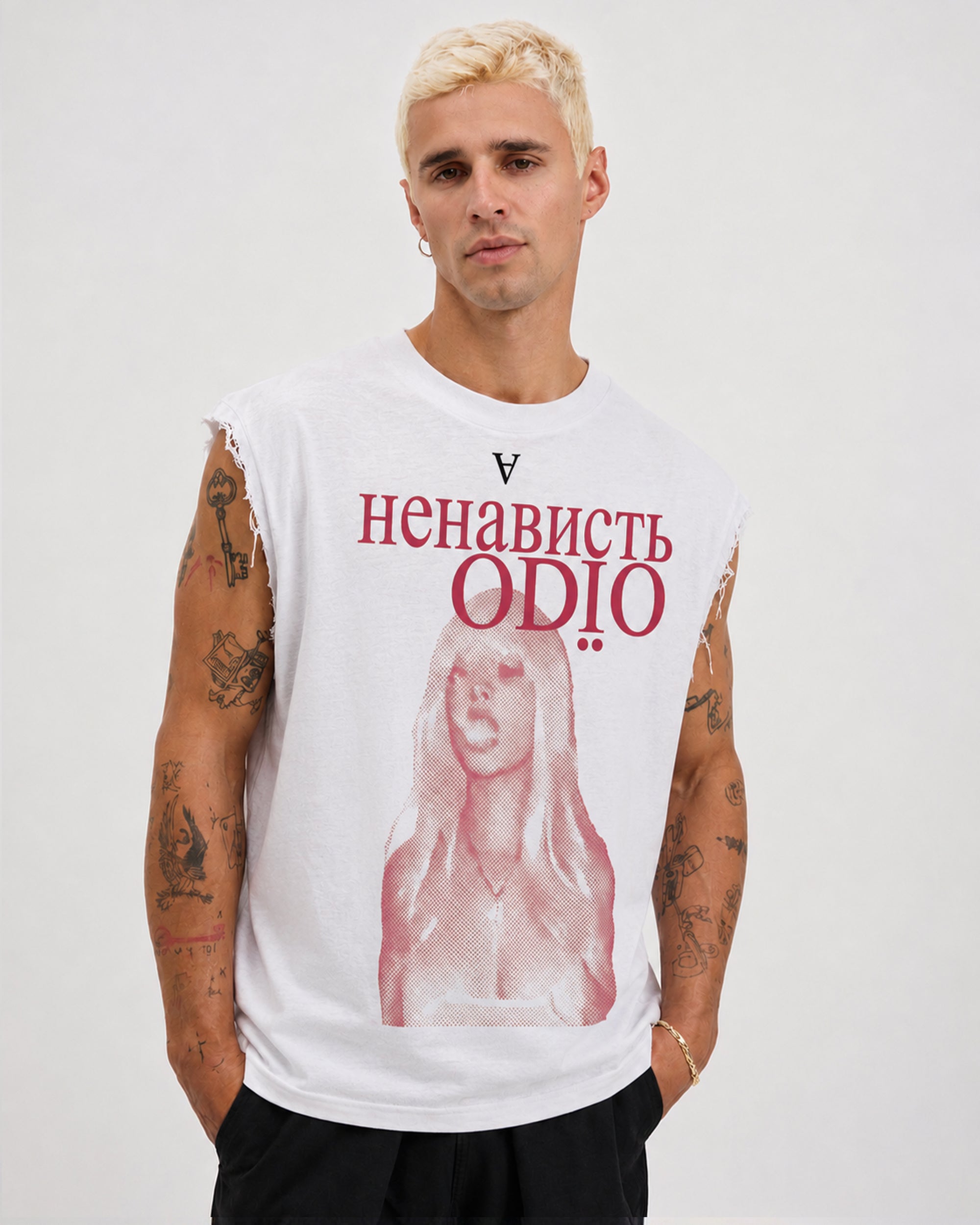 :BUKKINA: No Sleeve